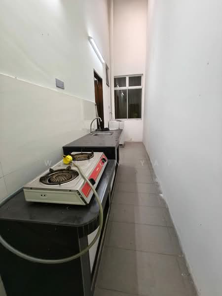 1-storey Terraced House for Rent in Taman Puteri Wangsa (Ulu Tiram) - Winson Yap - Kitchen - PropertyGuru.com.my