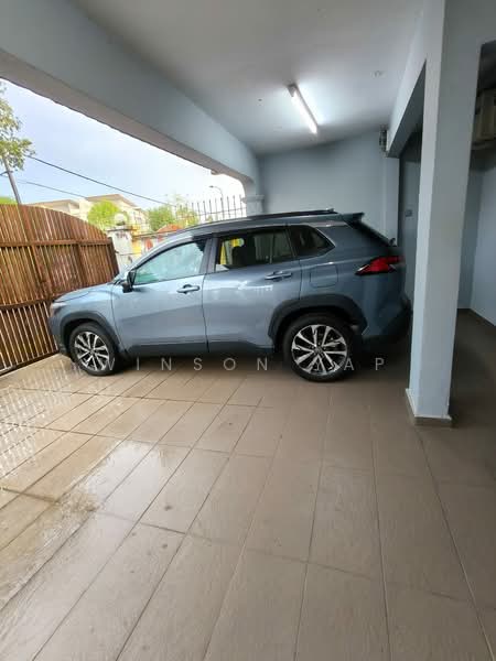 1-storey Terraced House for Rent in Taman Puteri Wangsa (Ulu Tiram) - Winson Yap - Car Park - PropertyGuru.com.my