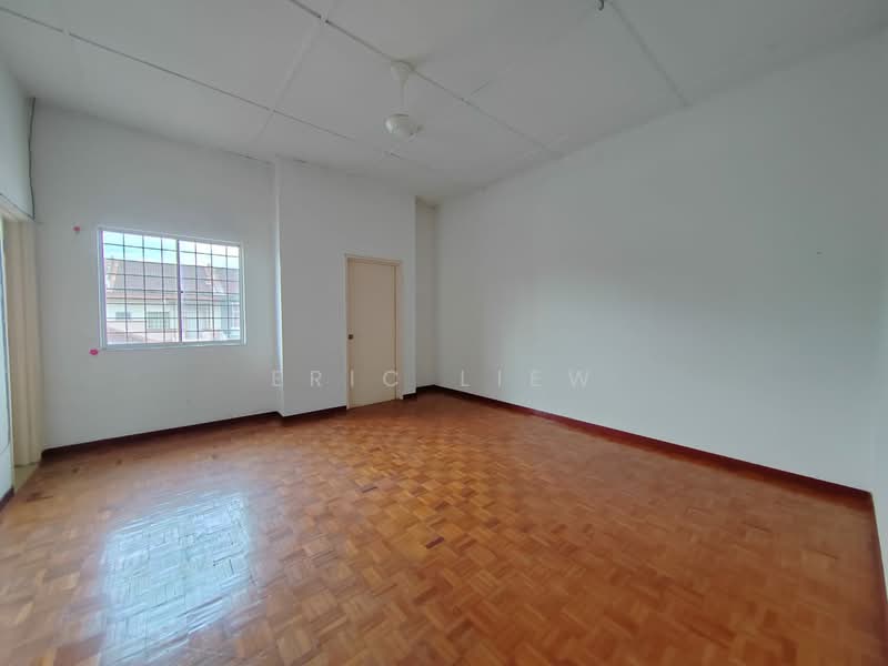 2-storey Terraced House for Sale in Bandar Mahkota Cheras (Cheras) - Eric Liew - Interior - PropertyGuru.com.my