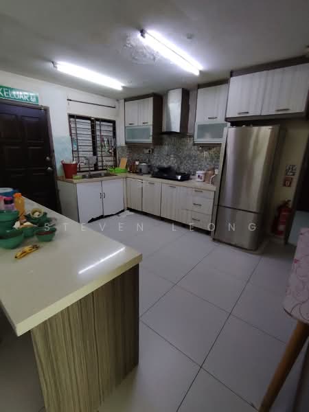 Bungalow for Sale in Jalan Klang Lama (Old Klang Road) (Kuala Lumpur) - Steven Leong - Kitchen - PropertyGuru.com.my