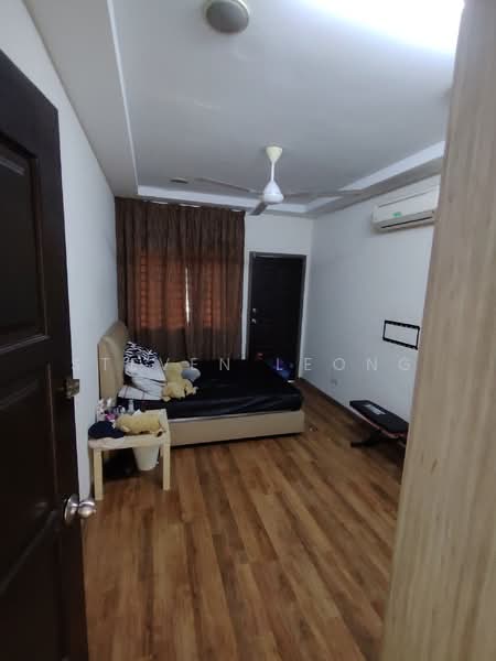 Bungalow for Sale in Jalan Klang Lama (Old Klang Road) (Kuala Lumpur) - Steven Leong - Bedroom - PropertyGuru.com.my