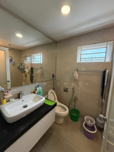Jinjang untuk Untuk Dijual - RM 1,000,000, Mac 2026 - Bathroom - PropertyGuru.com.my