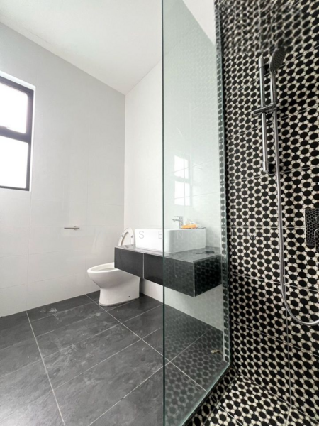 Semi-Detached House for Sale in Eco Ardence (Setia Alam) - Yongsen Lim - Bathroom - PropertyGuru.com.my