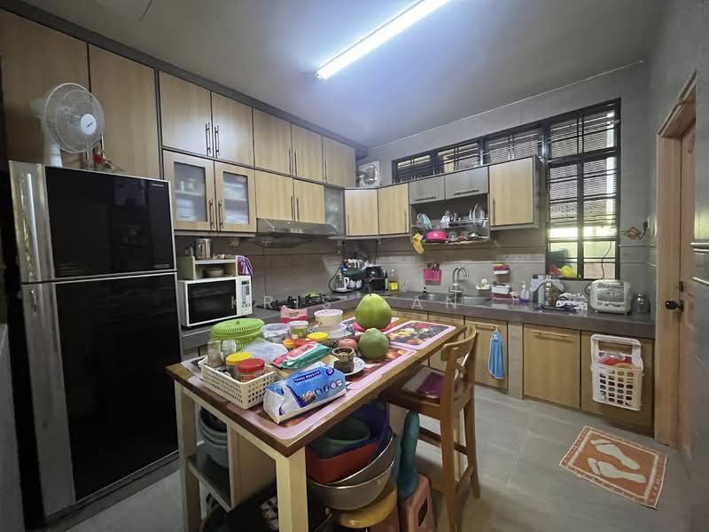 Danau Mas untuk Untuk Dijual - RM 1,790,000, Mac 2026 - Kitchen - PropertyGuru.com.my