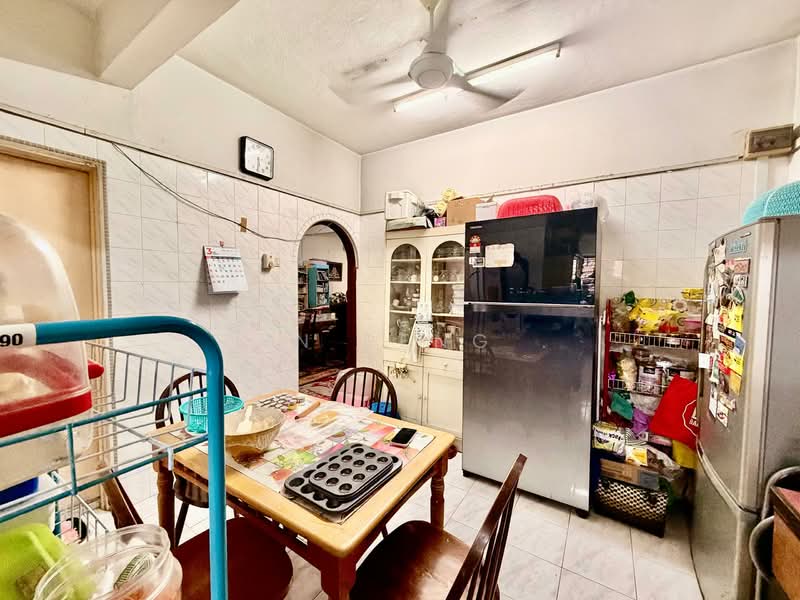 Taman Tun Dr Ismail untuk Untuk Dijual - RM 1,680,000, Mac 2026 - Kitchen - PropertyGuru.com.my