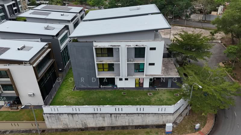 Rumah Berkembar untuk Dijual di Taman Puncak Perdana (Shah Alam) - Gordan Wong - Exterior - PropertyGuru.com.my