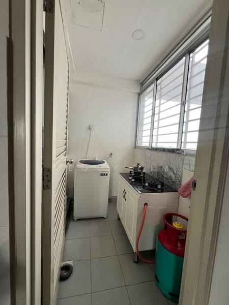 SetiaWalk untuk Untuk Dijual - RM 475,000, Mac 2026 - Kitchen - PropertyGuru.com.my