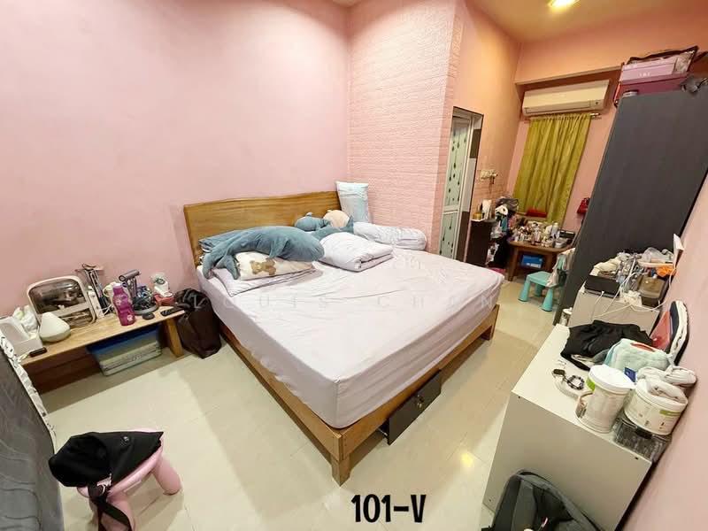 Taman Pendamar Indah 1 untuk Untuk Dijual - RM 420,000, Mac 2026 - Bedroom - PropertyGuru.com.my