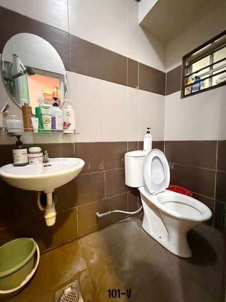 Taman Pendamar Indah 1 untuk Untuk Dijual - RM 420,000, Mac 2026 - Bathroom - PropertyGuru.com.my