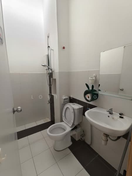 2-storey Terraced House for Sale in Setia Tropika (Johor Bahru) - Louise Ng - Bathroom - PropertyGuru.com.my