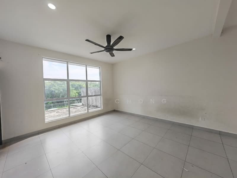 2-storey Terraced House for Sale in Bandar Baru Sri Klebang (Chemor) - Amie Chong - Living Room - PropertyGuru.com.my