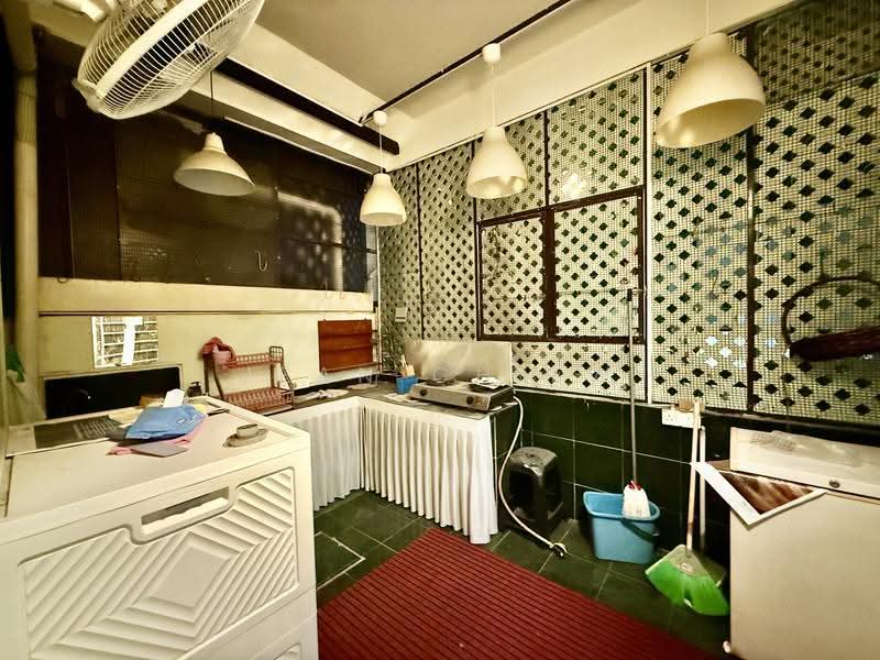 Rumah Teres 3-Tingkat untuk Dijual di Taman Setiawangsa (Setiawangsa) - Jean Chiew - Kitchen - PropertyGuru.com.my