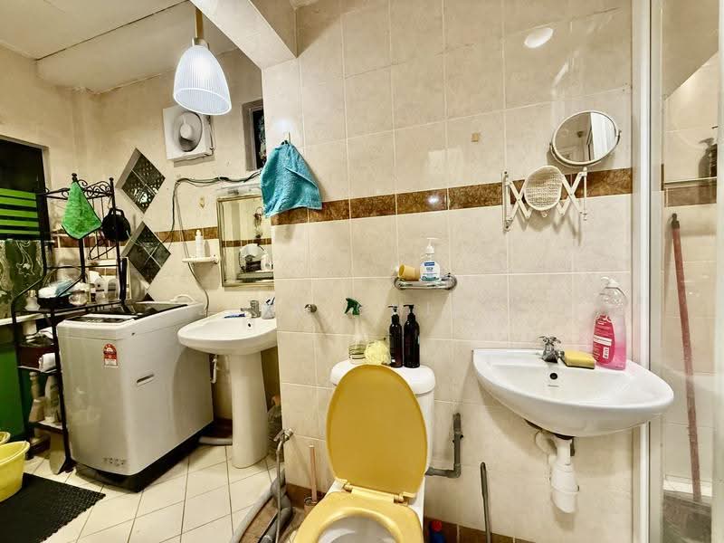 Rumah Teres 3-Tingkat untuk Dijual di Taman Setiawangsa (Setiawangsa) - Jean Chiew - Bathroom - PropertyGuru.com.my