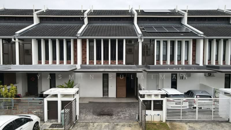 2-storey Terraced House for Sale in Shah Alam (Selangor) - Yasmin Sulaiman - Exterior - PropertyGuru.com.my