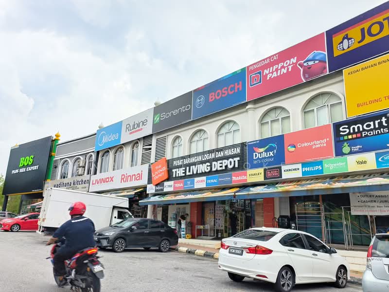 Shop for Sale in Bangi (Selangor) - Natalie Loke - Exterior - PropertyGuru.com.my