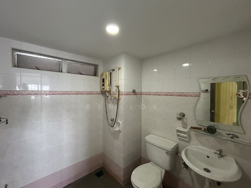 Apartment for Sale at Suria Kipark Damansara - Ben Lor - Bathroom - PropertyGuru.com.my