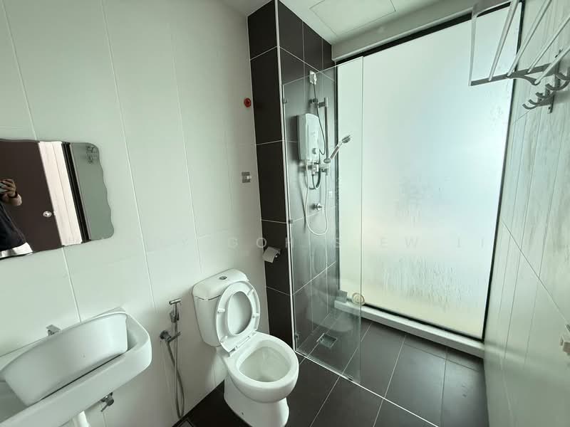 Service Residence for Rent at The Garden Residences - Mandy Goh Siew Li - Bathroom - PropertyGuru.com.my