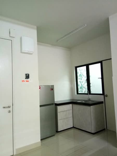 One Maxim untuk Untuk Disewa - RM 1,700 /bulan, Mac 2026 - Kitchen - PropertyGuru.com.my