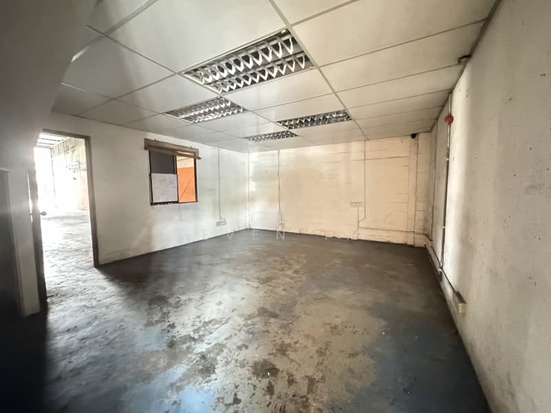 Factory for Rent in Taman Kajang Utama (Kajang) - Steven Tay - Interior - PropertyGuru.com.my