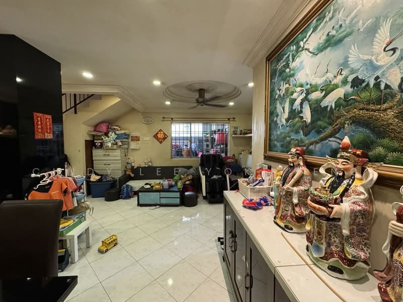 2-storey Terraced House for Sale in Sri Petaling (Kuala Lumpur) - Cindy Lee Yoke Peng - Living Room - PropertyGuru.com.my