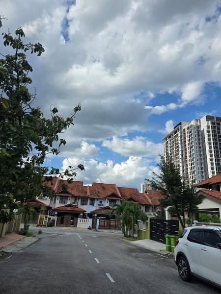2-storey Terraced House for Sale in KL City Centre (Kuala Lumpur) - Krystal Tiew - Exterior - PropertyGuru.com.my