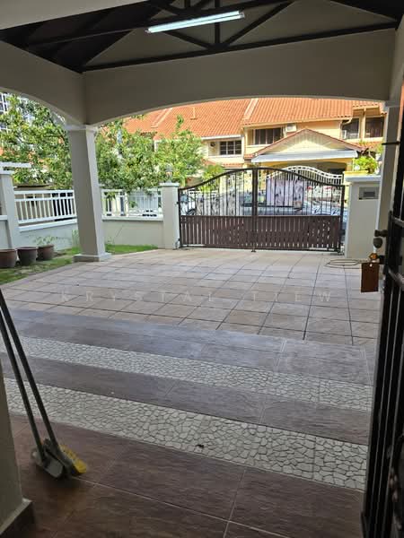 2-storey Terraced House for Sale in KL City Centre (Kuala Lumpur) - Krystal Tiew - Exterior - PropertyGuru.com.my