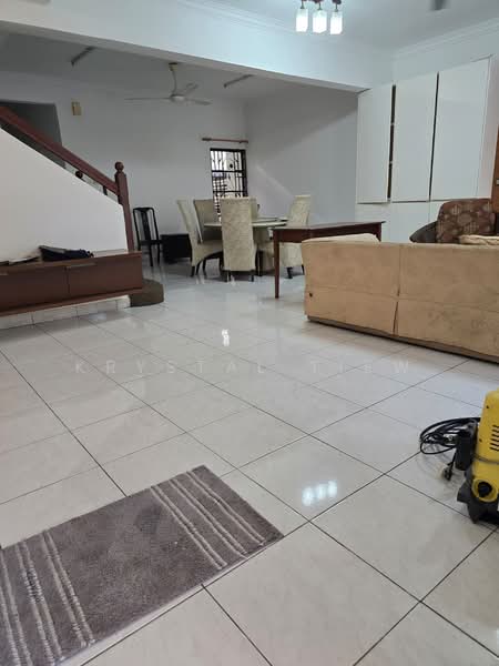 2-storey Terraced House for Sale in KL City Centre (Kuala Lumpur) - Krystal Tiew - Living Room - PropertyGuru.com.my