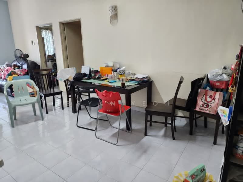 Apartment for Sale at 162 Residency - Bryan Yeoh - Living Room - PropertyGuru.com.my