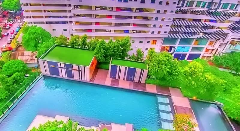 Service Residence for Sale at Pearl Suria - Mr. Chew - Exterior - PropertyGuru.com.my