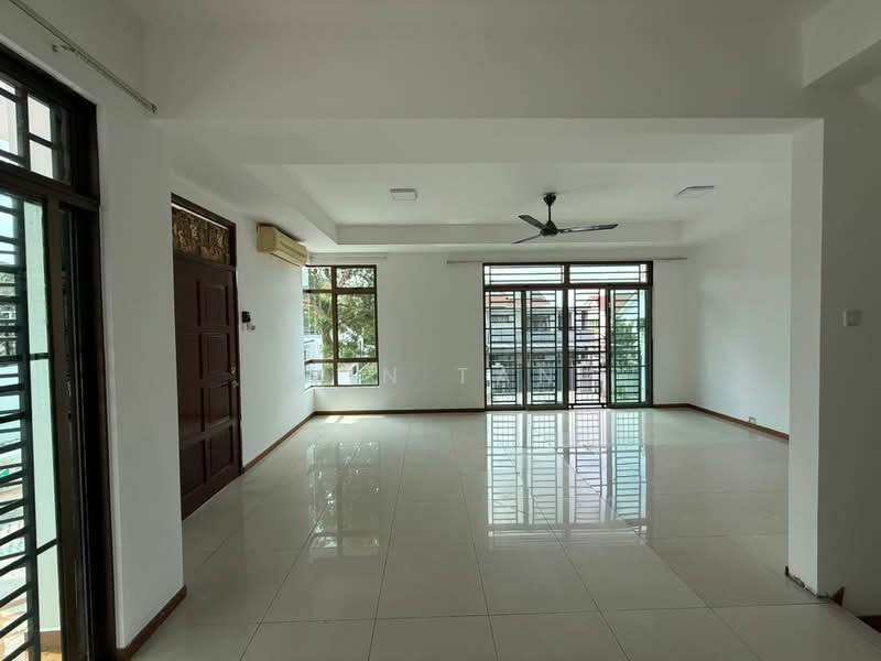 Horizon Hills untuk Untuk Dijual - RM 1,600,000, Mac 2026 - Living Room - PropertyGuru.com.my