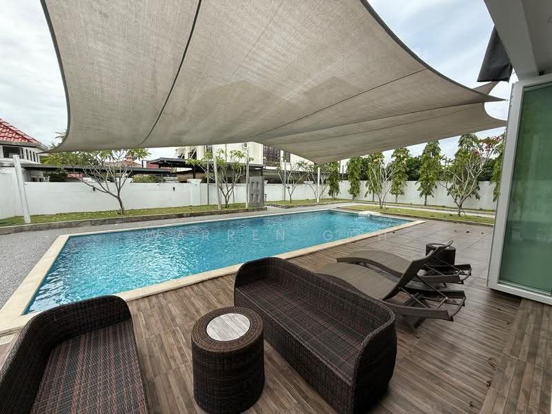 Bungalow House for Sale in Kuantan (Pahang) - Warren Goh - Pool - PropertyGuru.com.my