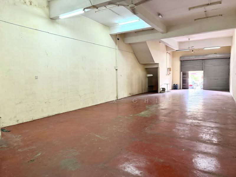 Shop / Office for Sale in Taman Putri Jaya (Cheras) - Dennix Chin - Interior - PropertyGuru.com.my