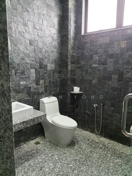 Bungalow for Sale in Cheras (Selangor) - Dyron Yong - Bathroom - PropertyGuru.com.my