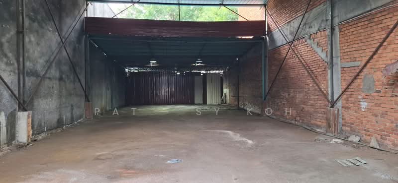 Terrace Factory for Rent in Seri Kembangan (Selangor) - Pat - Sy Koh - Exterior - PropertyGuru.com.my
