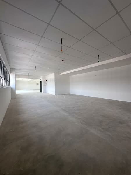 Serenia Industrial Park untuk Untuk Disewa - RM 32,000 /bulan, Mac 2026 - Interior - PropertyGuru.com.my