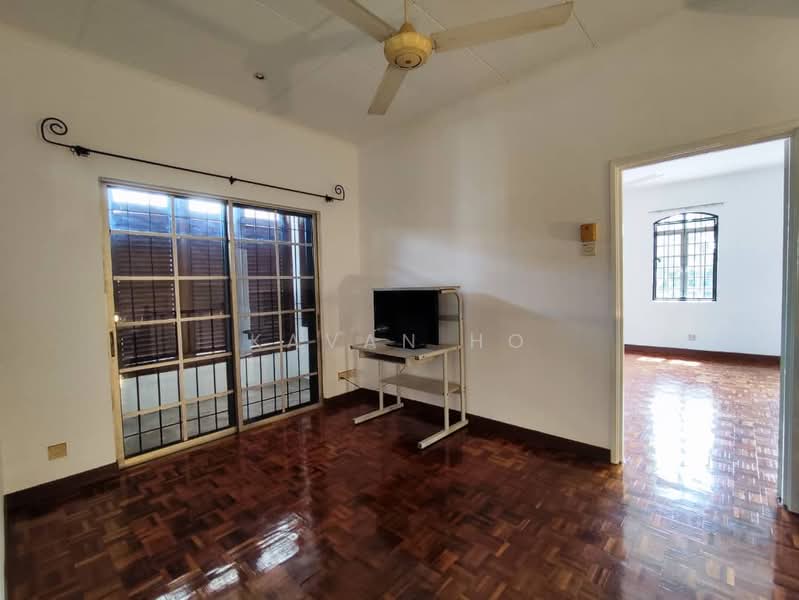 Semi-Detached House for Rent in Bandar Kinrara (Selangor) - Kavan Ho - Living Room - PropertyGuru.com.my