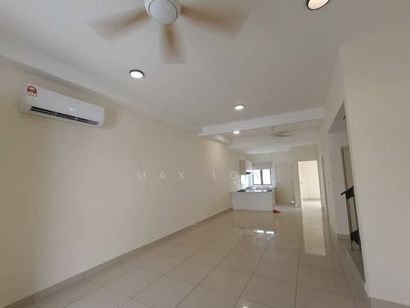 Townhouse for Rent in Sepang (Selangor) - Max Low - Living Room - PropertyGuru.com.my