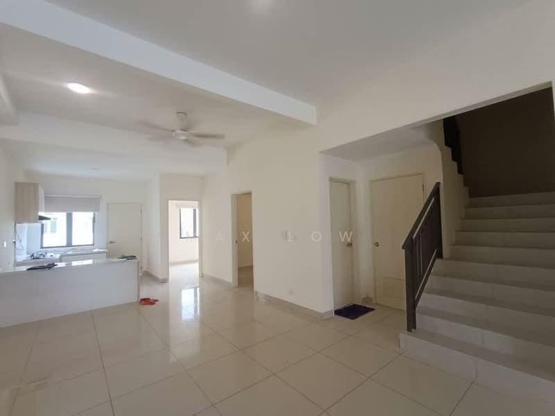 Townhouse for Rent in Sepang (Selangor) - Max Low - Living Room - PropertyGuru.com.my