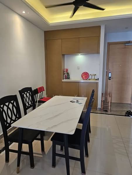 Service Residence for Sale at R&F Princess Cove Phase 1 - Xin Yi - Dining Room - PropertyGuru.com.my