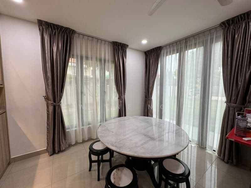 2-storey Terraced House for Sale in Bandar Dato Onn (Tebrau) - Wayne Ng - Dining Room - PropertyGuru.com.my