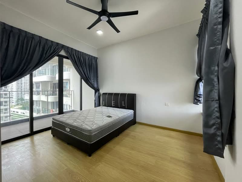 Condominium for Rent at Bay Laurel @ Country Garden Danga Bay - Samuel Ngo - Bedroom - PropertyGuru.com.my