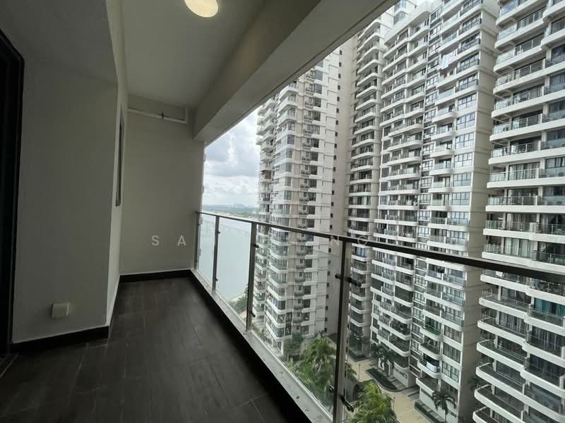 Condominium for Rent at Bay Laurel @ Country Garden Danga Bay - Samuel Ngo - Balcony - PropertyGuru.com.my