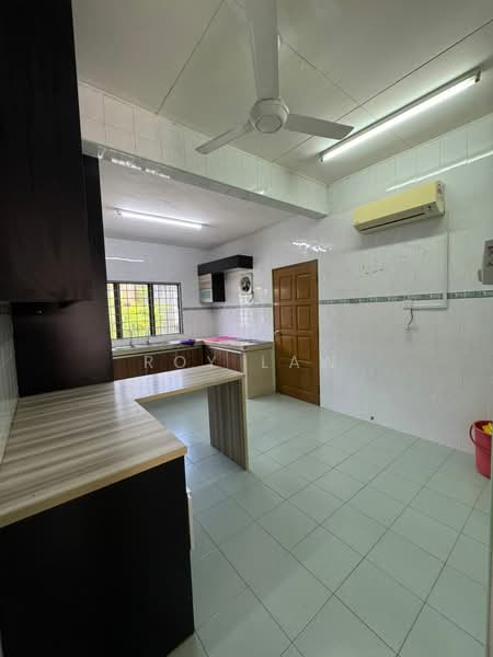 Garden Homes untuk Untuk Disewa - RM 1,300 /bulan, Mac 2026 - Kitchen - PropertyGuru.com.my