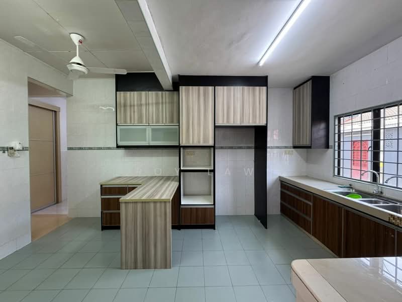 Garden Homes untuk Untuk Disewa - RM 1,300 /bulan, Mac 2026 - Kitchen - PropertyGuru.com.my