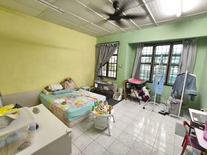 2-storey Terraced House for Sale in Taman Desa Cemerlang (Ulu Tiram) - Wil Mong - Bedroom - PropertyGuru.com.my