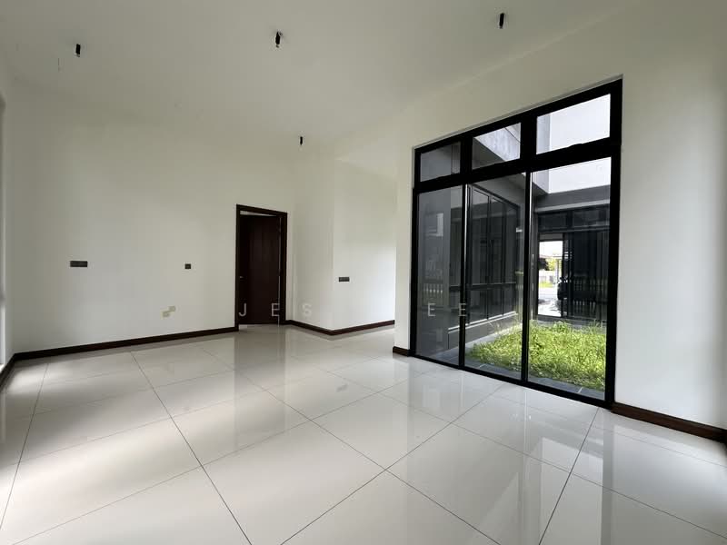 Bungalow for Sale in Setia Alam (Selangor) - Jess Tee - Living Room - PropertyGuru.com.my