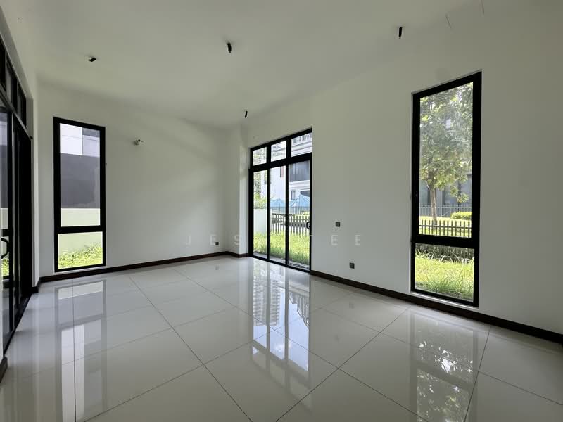 Bungalow for Sale in Setia Alam (Selangor) - Jess Tee - Living Room - PropertyGuru.com.my