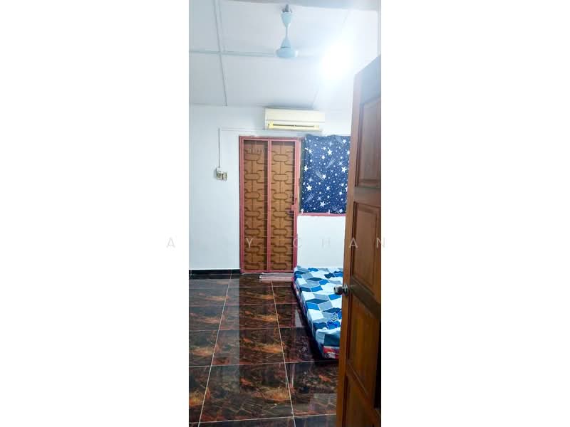 2-storey Terraced House for Sale in Taman Sri Rampai (Wangsa Maju) - Abby Chan - Bedroom - PropertyGuru.com.my