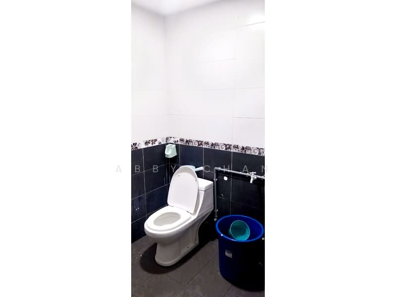 2-storey Terraced House for Sale in Taman Sri Rampai (Wangsa Maju) - Abby Chan - Bathroom - PropertyGuru.com.my