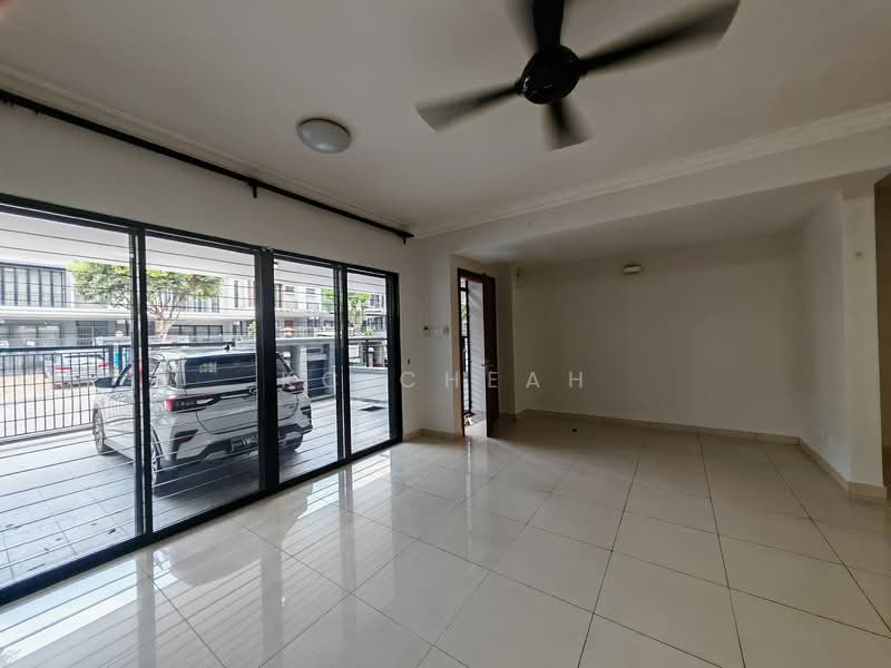 2-storey Terraced House for Rent in Denai Alam (Shah Alam) - KC Cheah - Living Room - PropertyGuru.com.my